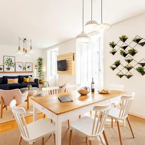  Apartamento Joivy Chiado Self Check-in 2-br Flat With Parking